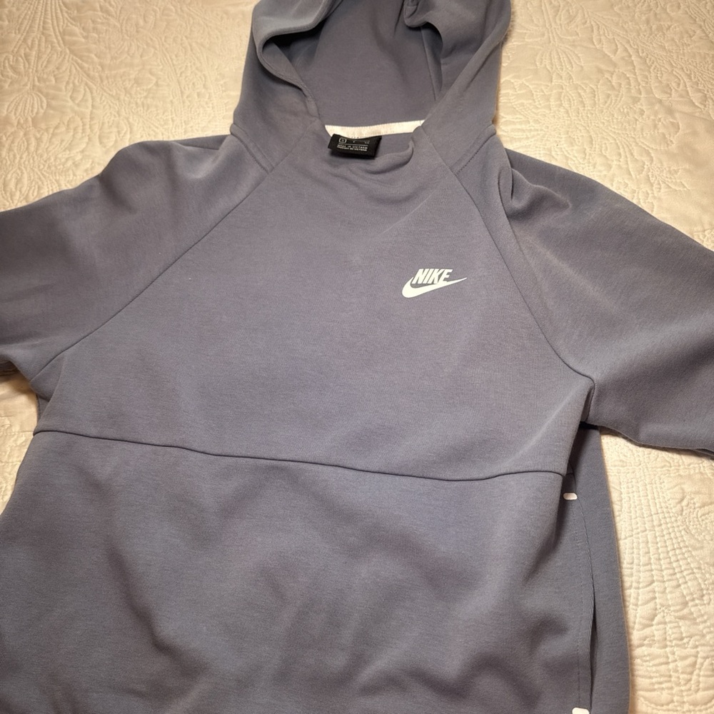 Nike Classic Gray Pullover